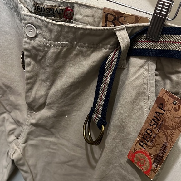 NYT!! Stone Colored Jeans made by Red Snap Clothing Co. Size: 38Wx32L - Picture 2 of 4